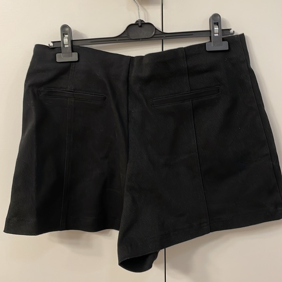 COPY - Shorts - Picture 7 of 7